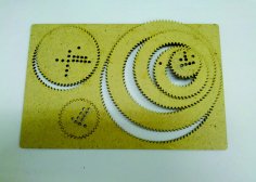 Wooden spirograph, toddler spiral drawing kit